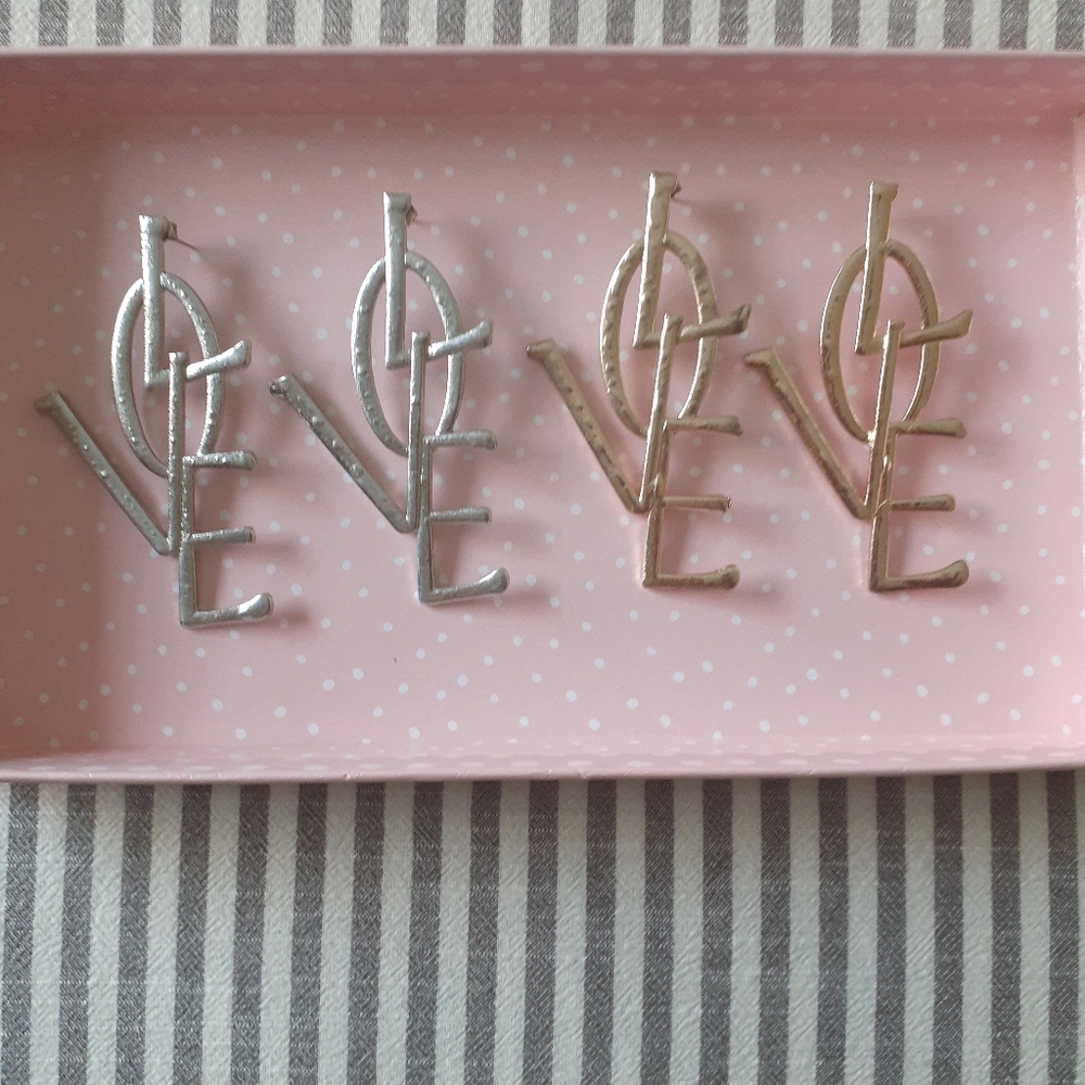 NWOT Love Earrings (Set of 2)